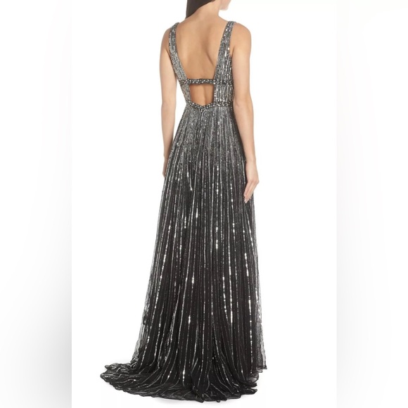 MacDuggal Sequined Evening Gown - Size 6 - Picture 2 of 8